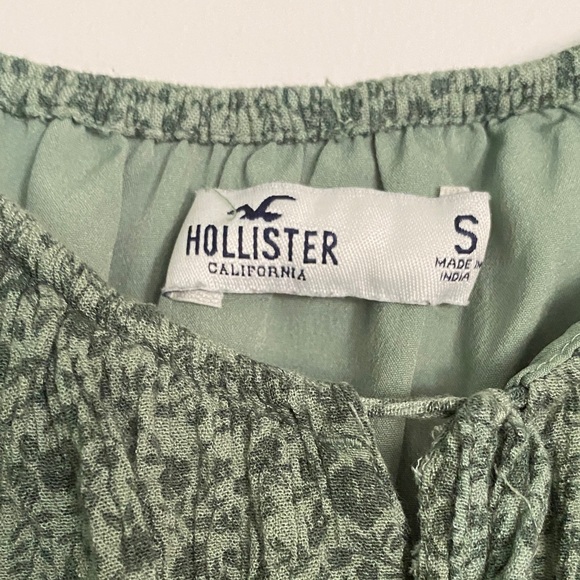 Hollister Easy Long-Sleeve Tie-Front Sweetheart Top - Picture 2 of 6